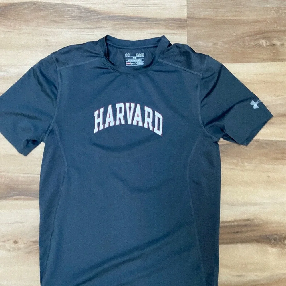 Harvard University Shirt Mens Small Heatgear‎ Fitted Crewneck Activewear